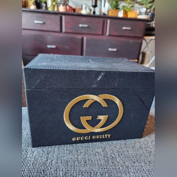 Gucci Box - Picture 3 of 3